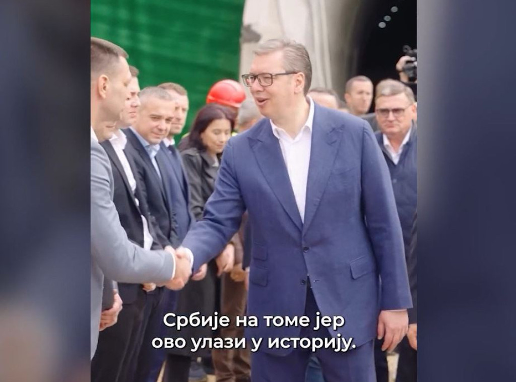 Vučić: Za Vidovdan slavimo više završenih auto-puteva za 13 godina nego u poslednjih 60