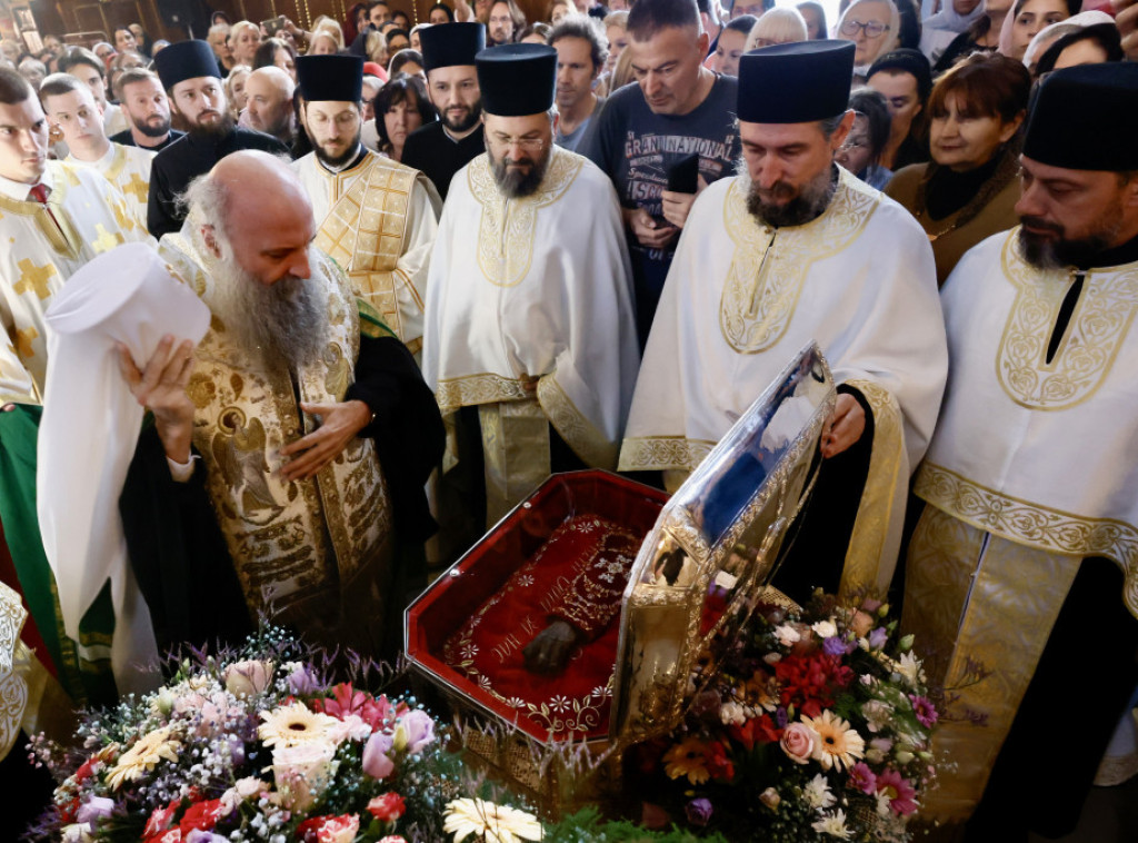 Ispred Veznesenjske crkve dočekana ruka Svetog Save