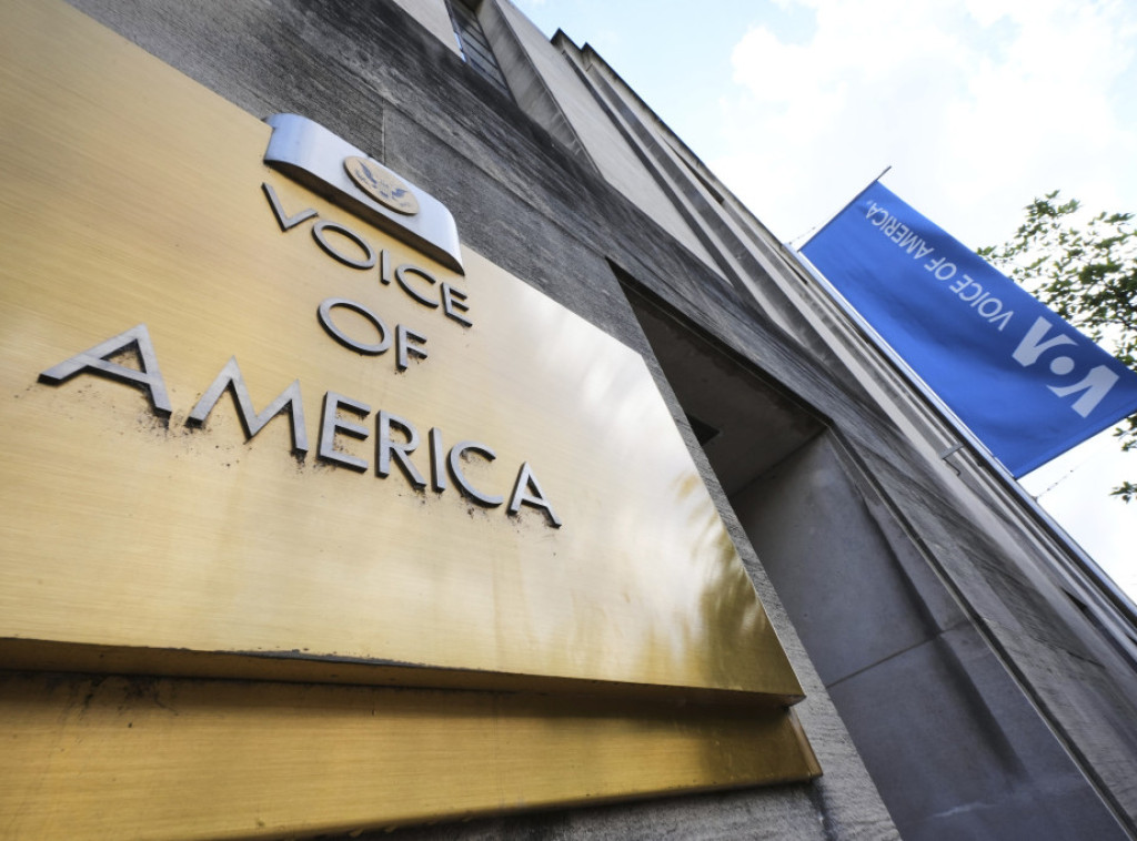 Politiko: Svi zaposleni u Glasu Amerike očekuju ove nedelje rešenja o otkazu