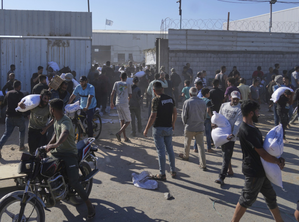 Četvoro mrtvih Palestinaca u gužvi u magacinu Svetskog programa za hranu UN