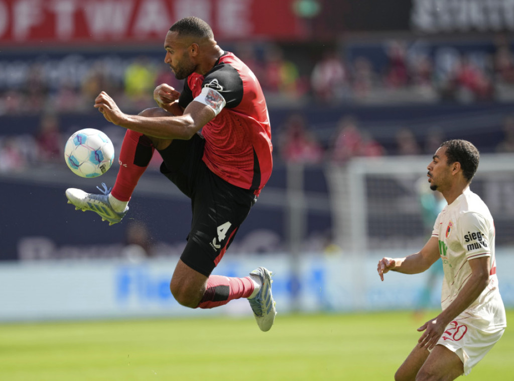 Džonatan Ta novi fudbaler Bajern Minhena