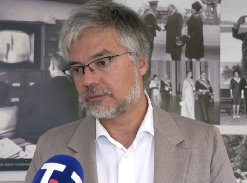 Stanislav Sretenović: Kriza u Francuskoj nastala zbog podele u parlamentu