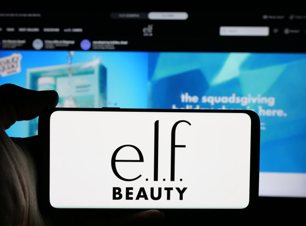 Kozmetička firma E.l.f. bjuti kupila brend manekenke Hejli Biber za milijardu dolara
