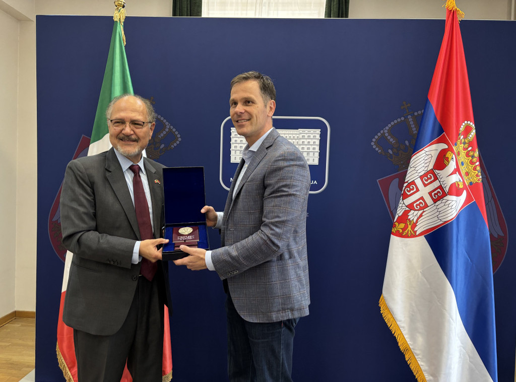 Mali razgovarao sa ambasadorom Koronom o mogućnostima ekonomske saradnje Srbije i Meksika