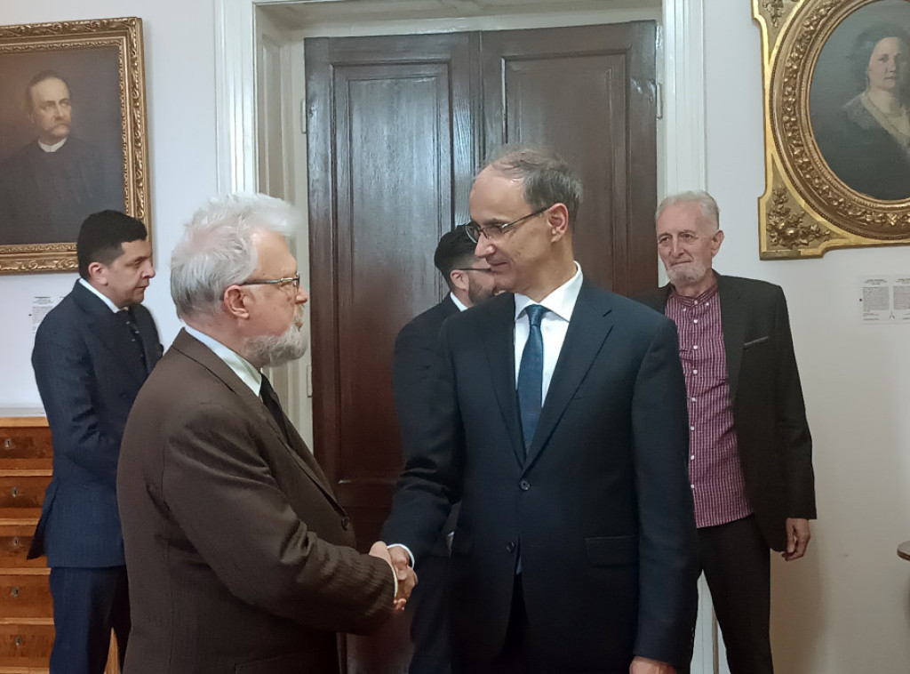 Premijer Đuro Macut obišao Maticu srpsku u Novom Sadu