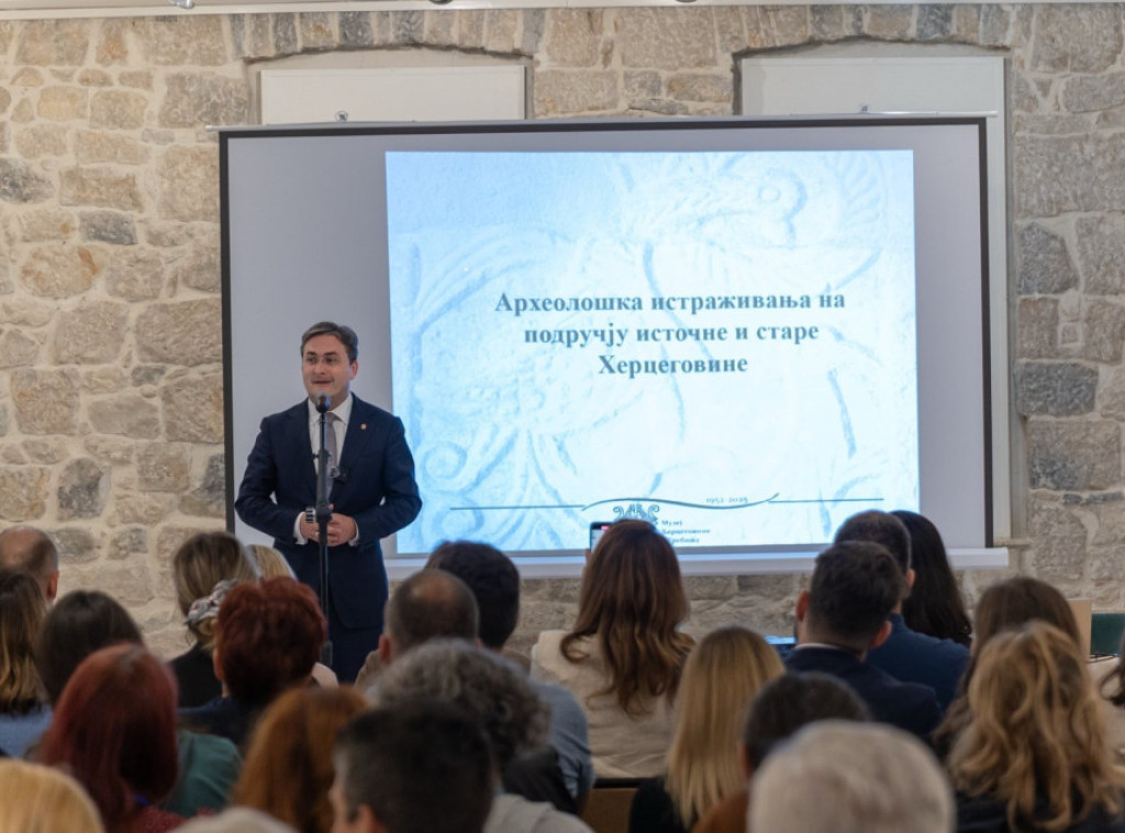 Ministar Selaković otvorio Skupštinu i godišnji skup Srpskog arheološkog društva