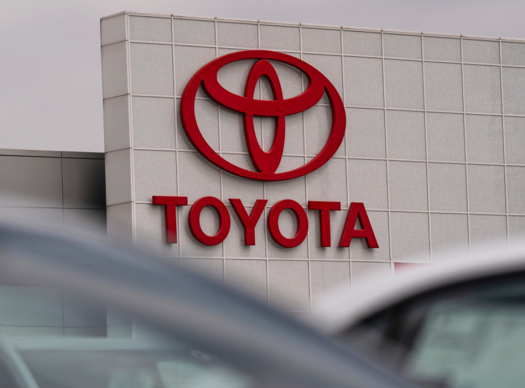 Globalna prodaja Tojote u aprilu porasla za 12% međugodišnje,kupci žurili zbog carina