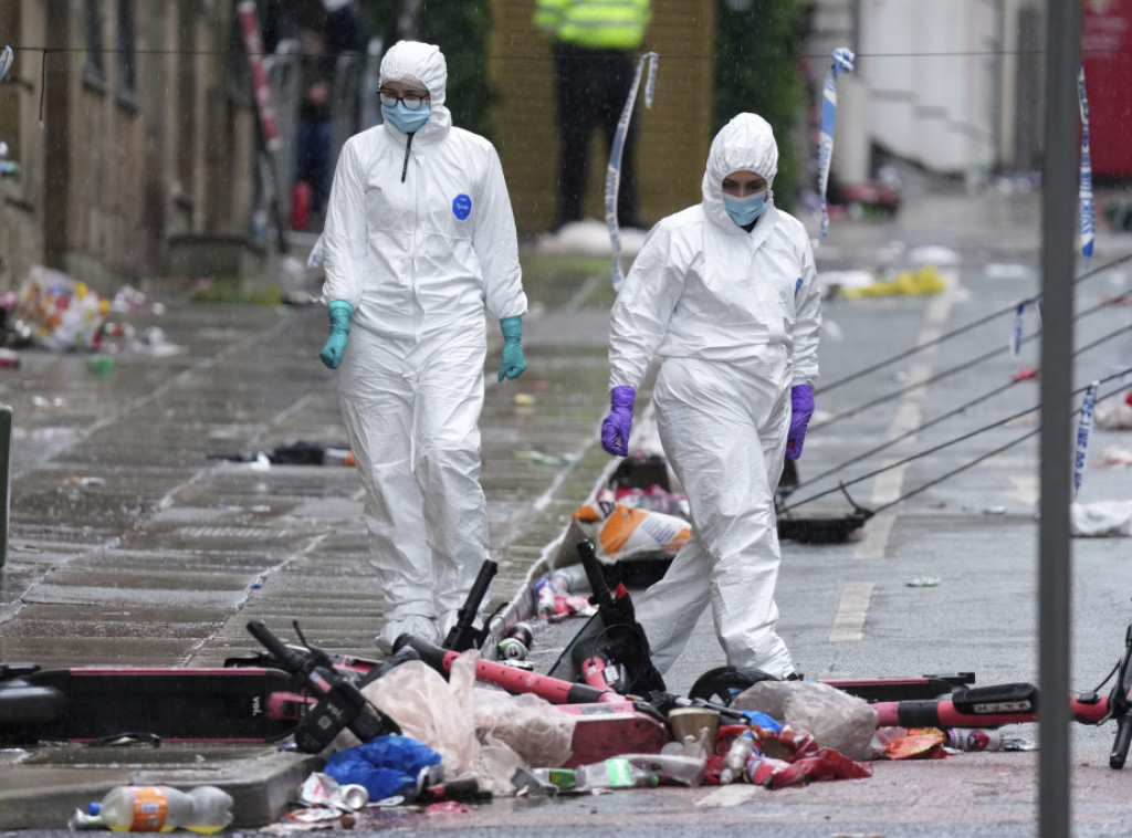 Pol Dojl optužen jer je autom uleteo u masu ljudi na paradi povodom pobede Liverpula