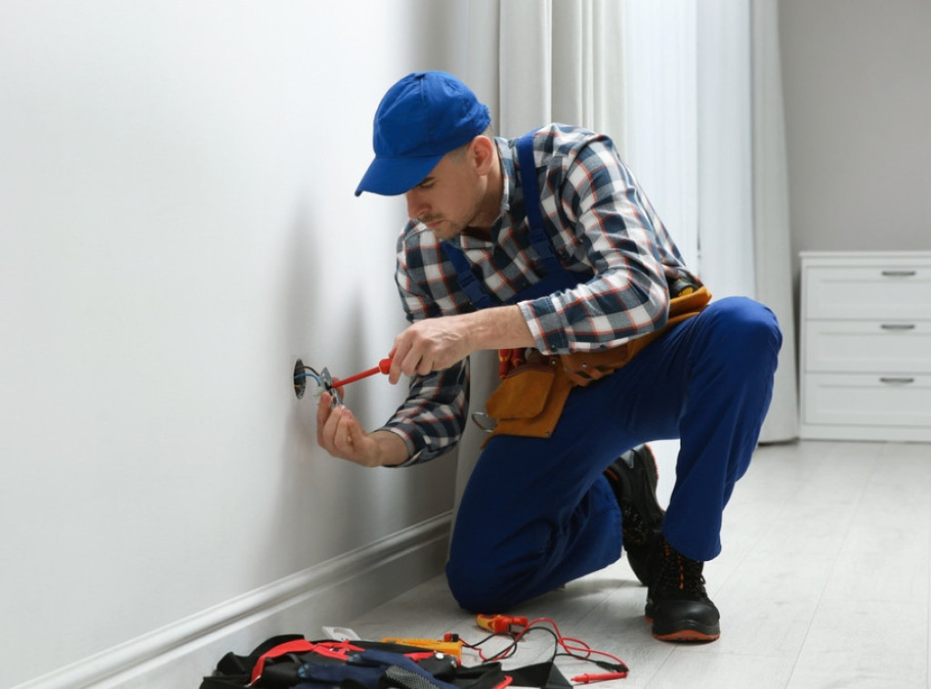 JP "Gradsko stambeno" nudi uslugu "haus majstori" za popravku kvarova u svim zgradama