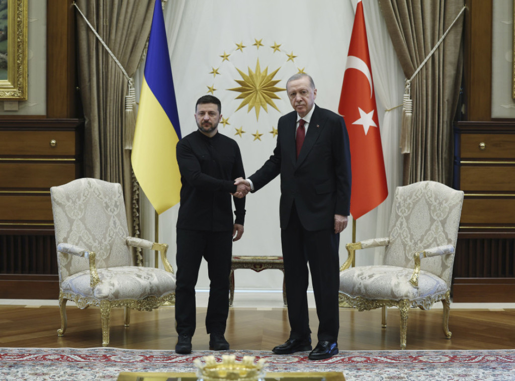 Zelenski Erdoganu poručio da je potrebno postići napredak ka okončanju rata s Rusijom