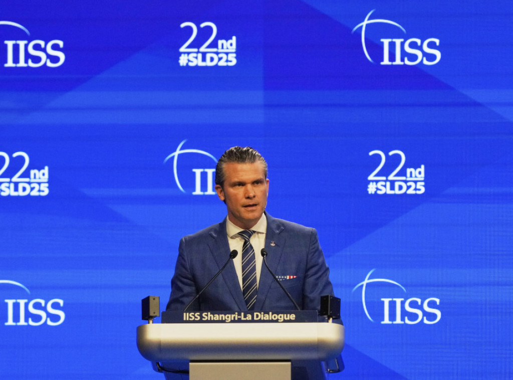 Pit Hegset upozorio na neposrednu pretnju iz Kine, pozvao na veća izdvajanja za odbranu