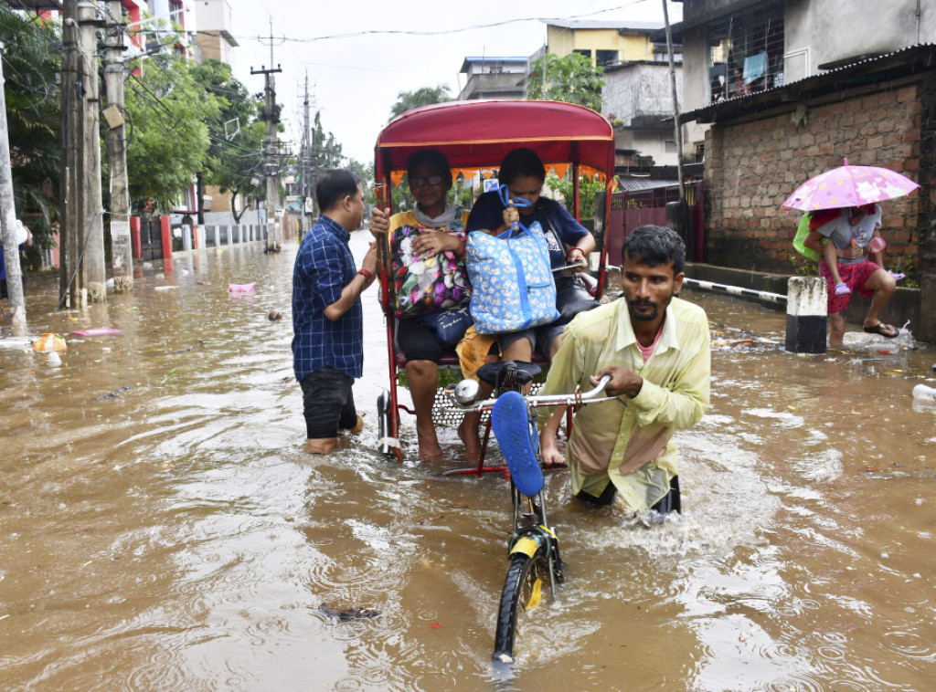 Najmanje 22 osobe poginule u monsunskim kišama na severu Indije