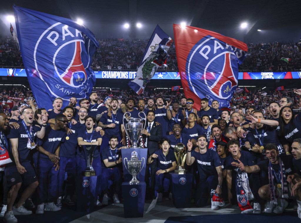 Đoković na "Parku prinčeva" prisustvuje proslavi evropske titule Pari Sen Žermena