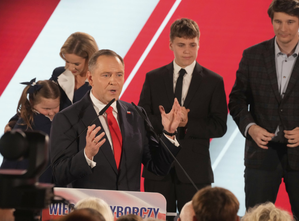 Izbori u Poljskoj: Navrocki preuzeo vođstvo, razlika manja od jednog procenta