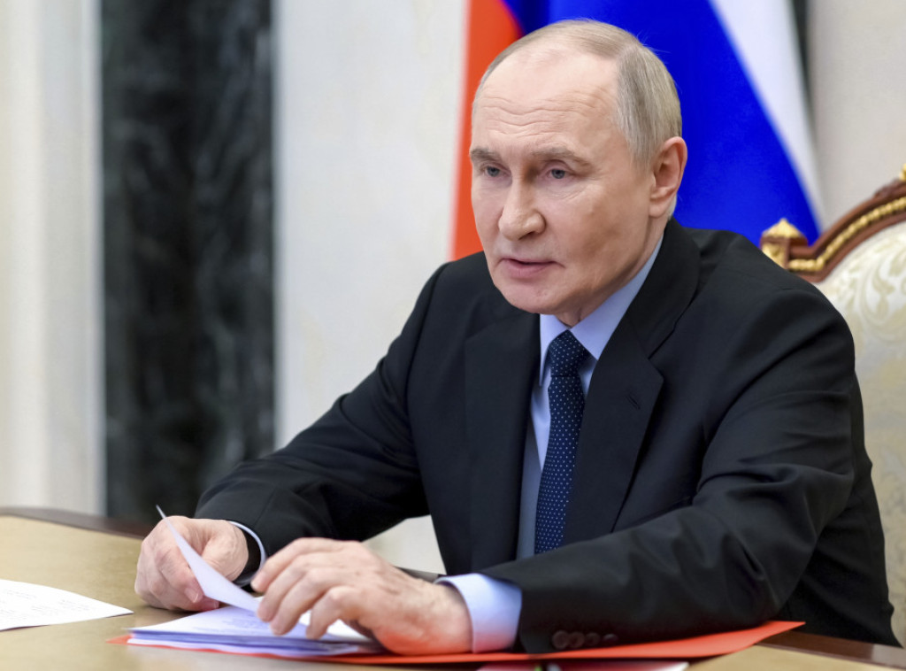 Američki senatori: Putin prolongira mirovne pregovore pošto priprema novu vojnu ofanzivu u Ukrajini