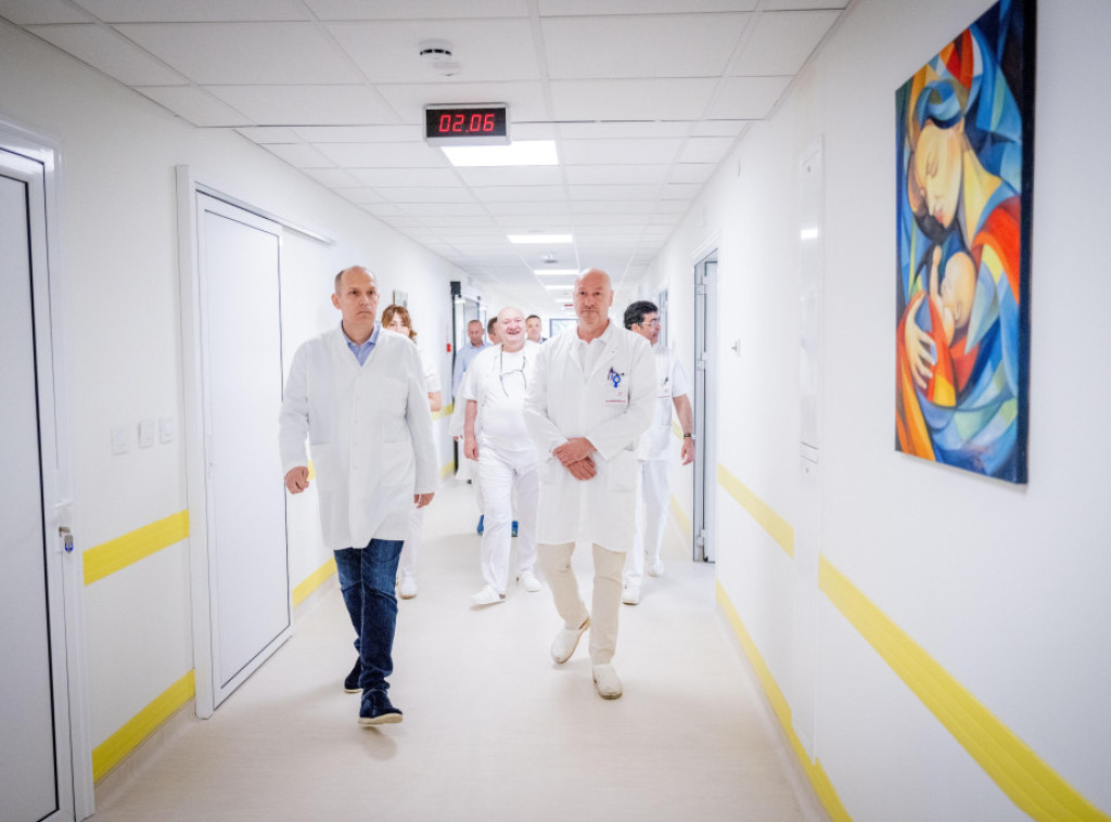 Lončar: Rekonstrukcijom Opšte bolnice Požarevac obezbeđeni najbolji uslovi za trudnice