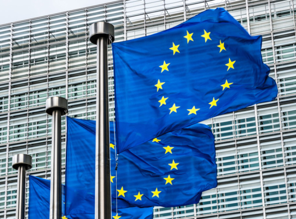 EU prvi put za tri godine u trgovinskom deficitu, najveći problem energija