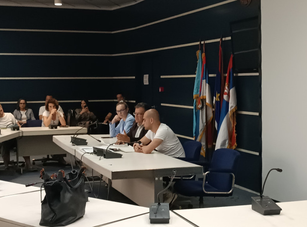 Savet za kulturu: Za spomenik žrtvama tragedije 1. novembra potrebno i mišljenje struke