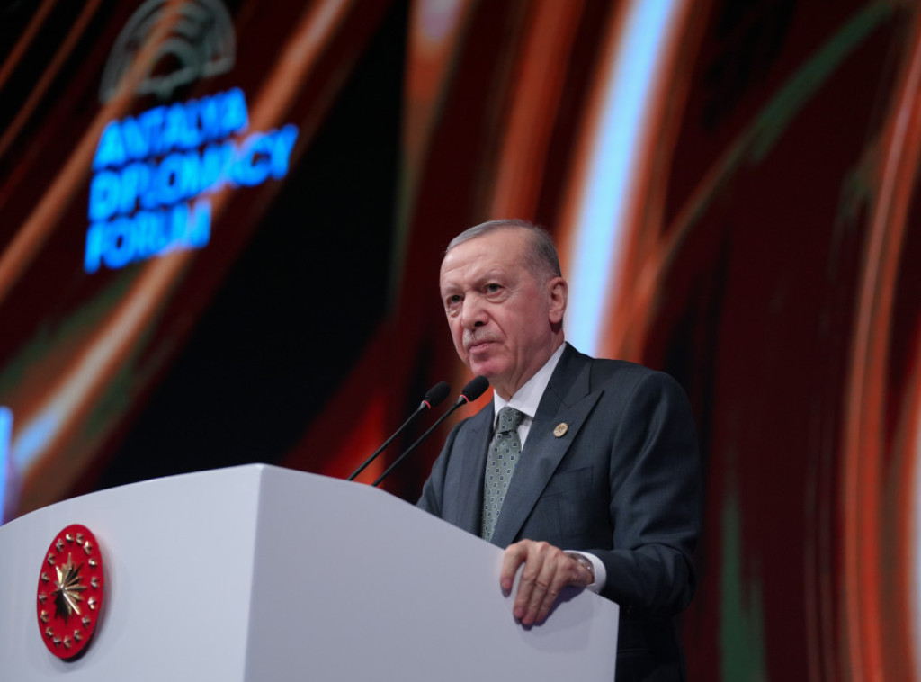 Erdogan: Turska će preduzeti korake da organizuje sastanak Putin - Zelenski