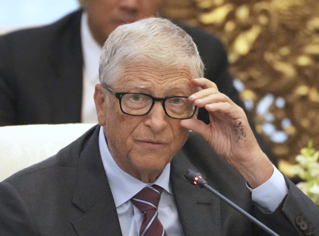 Bil Gejts najavio da će veći deo svog bogatstva pokloniti Africi