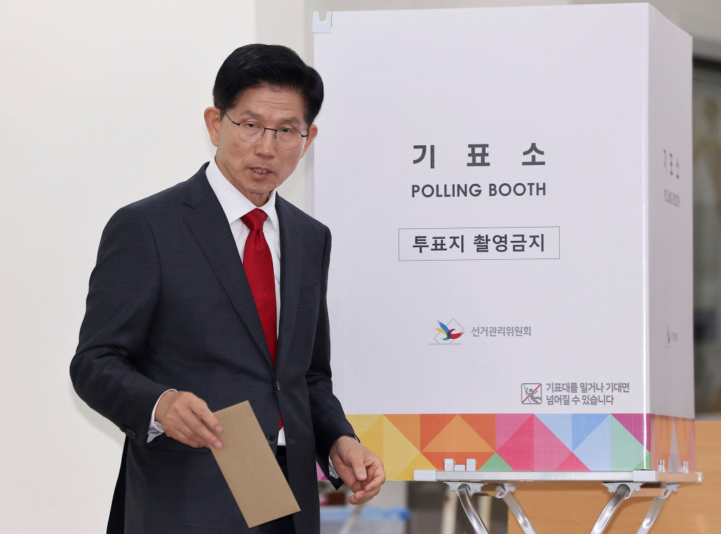 Južna Koreja: Konzervativac Kim Mun-su priznao poraz na predsedničkim izborima