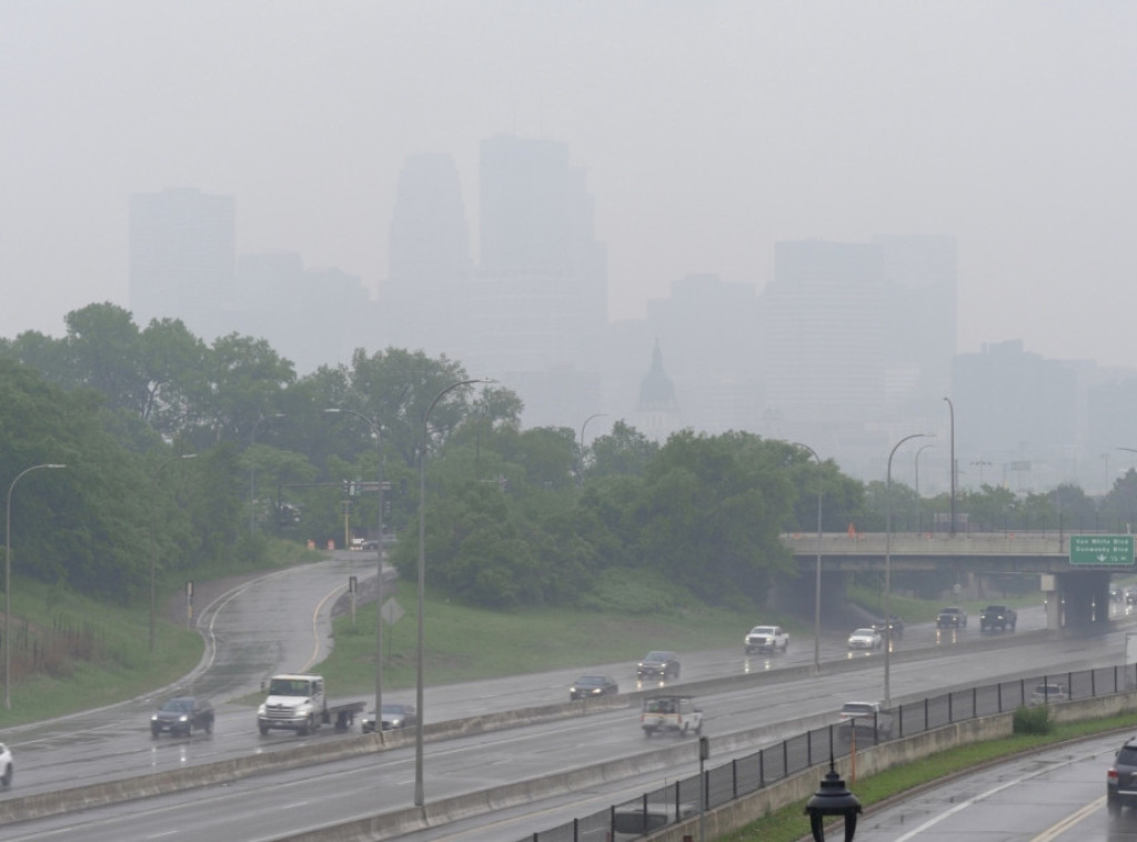 Dim izazvan šumskim požarima u tri kanadske provincije širi se na severozapad SAD