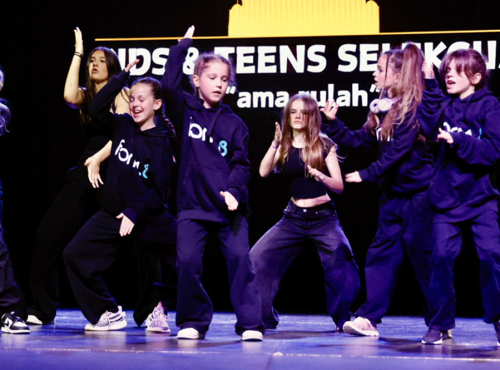 Plesna škola Form8 održala koncert posvećen Ani Božović stradaloj u "Ribnikaru"