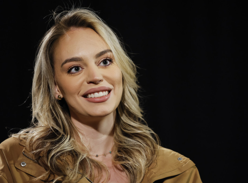 Anja Čurčić: Igrati u predstavi "Više od igre" je neponovljivo iskustvo