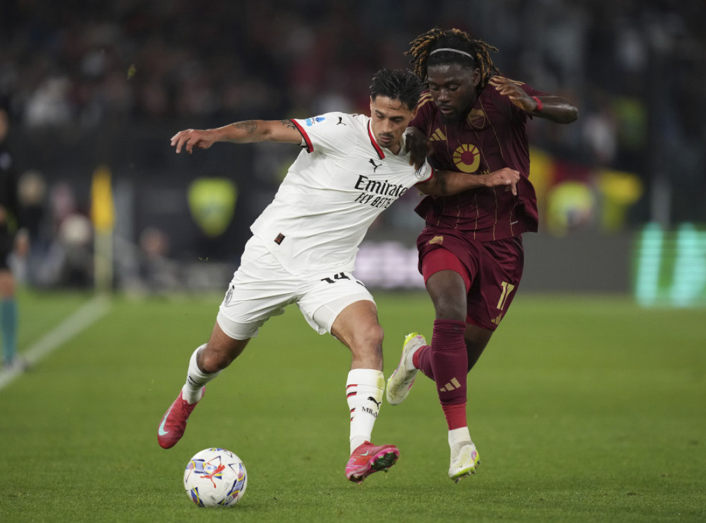 Mančester siti zainteresovan za fudbalera Milana Tijanija Reijndersa