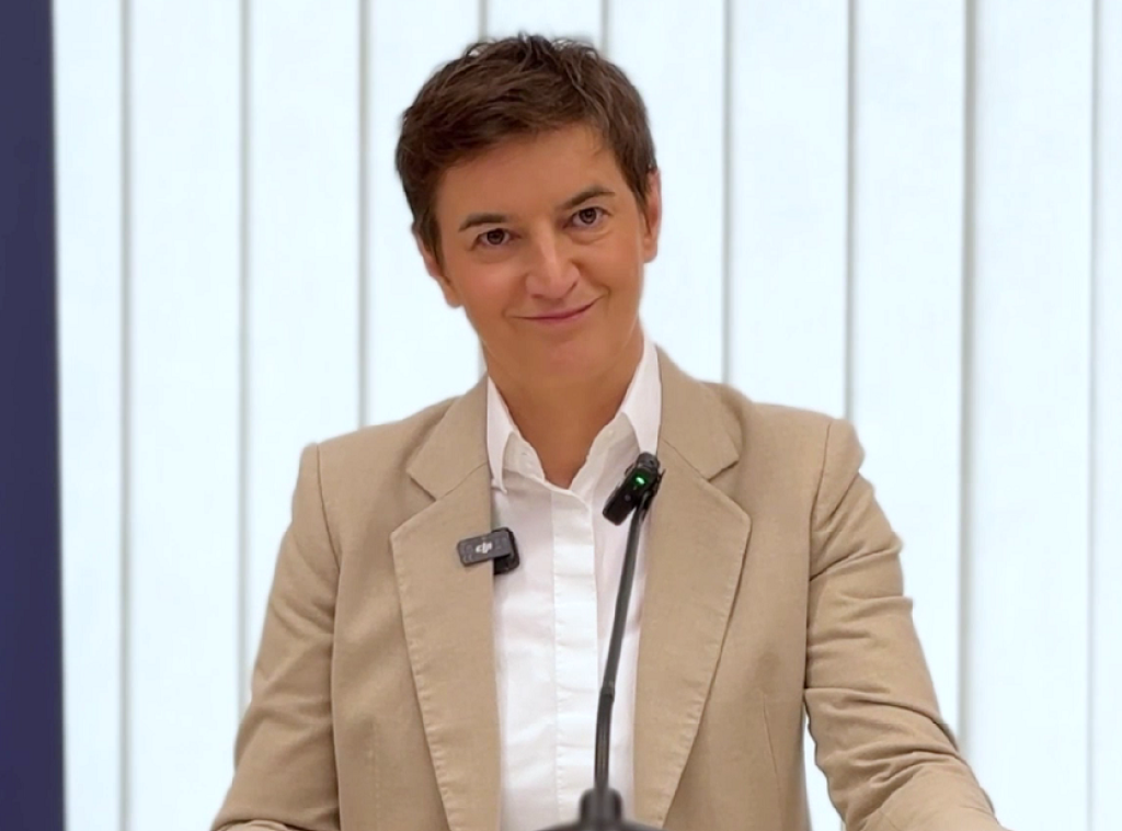 Brnabić: Pripadnici Vojske Srbije na paradi pokazali hrabrost i ljubav prema otadžbini