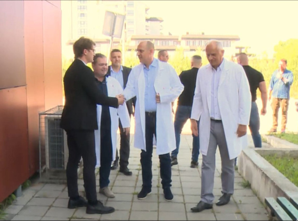 Ministar zdravlja Zlatibor Lončar obišao Dijagnostički centar Doma zdravlja Obrenovac