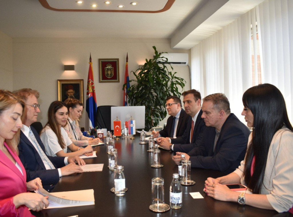 Ministar Stanković i ambasador Turske razgovarali o saradnji u obrazovanju