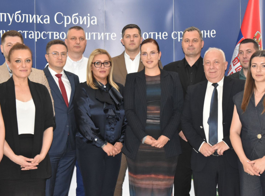 Sara Pavkov potpisala ugovore sa lokalnim samoupravama za čišćenje 288 divljih deponija