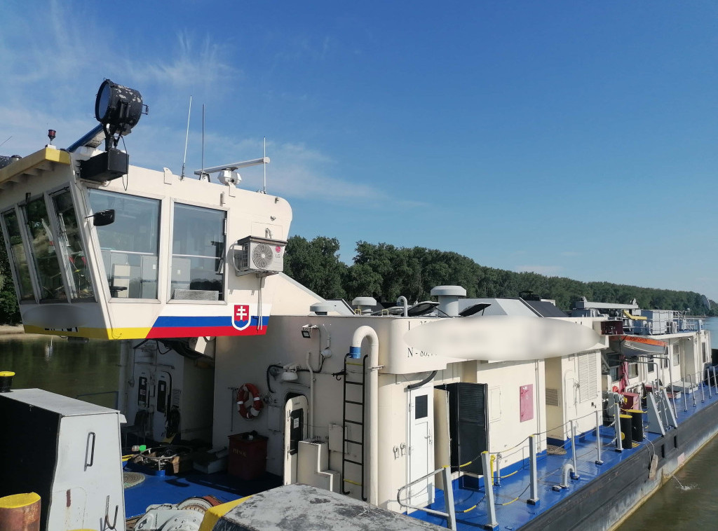 Na prelazu Bezdan sprečeno krijumčarenje više od 1.400 litara goriva