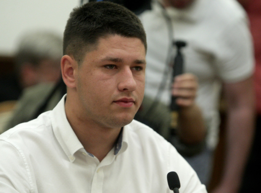 Dvojica priznala krivicu za napad na Miloša Pavlovića, zatražen pritvor za tri lica