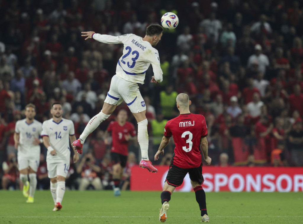 Remi fudbalera Srbije i Albanije u Tirani, golman Petrović odbranio penal