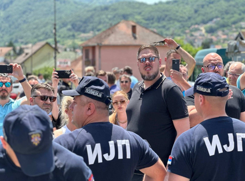 Blokada biračkog mesta Makovište u Kosjeriću