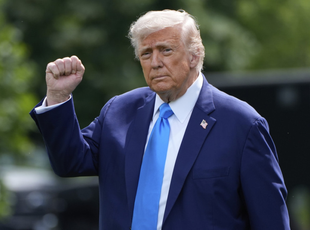 Trampova zabrana ulaska državljanima 12 zemalja stupa na snagu u ponedeljak