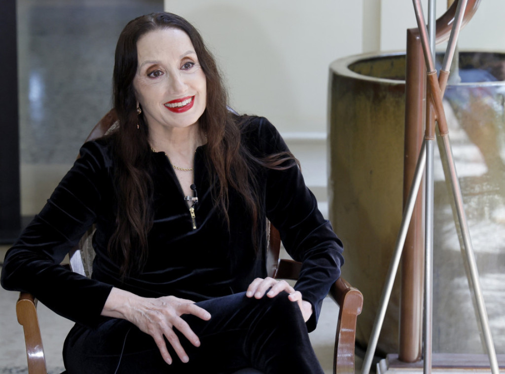 Luz Kasal: Moj avanturistički duh mi pruža mogućnost da izvodim različite muzičke žanrove