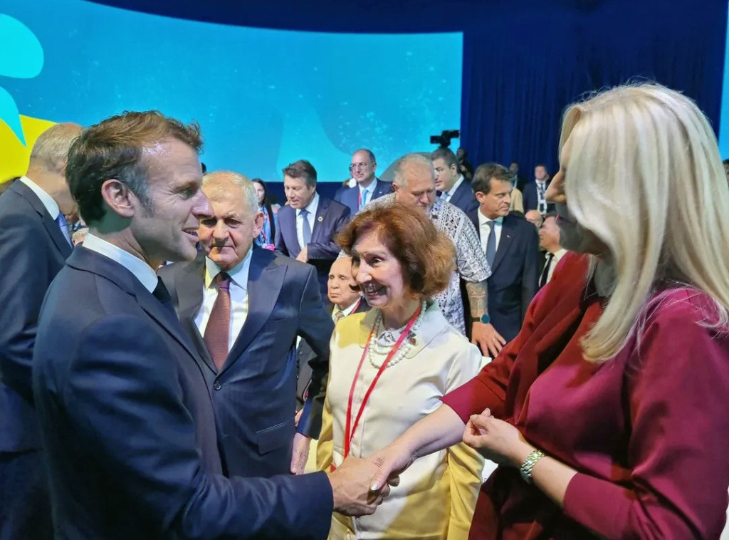Željka Cvijanović na svečanoj večeri u Nici koju priređuje Makron