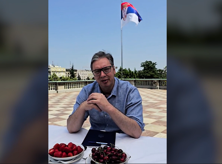 Vucic issues call to dialogue to "all who think differently"