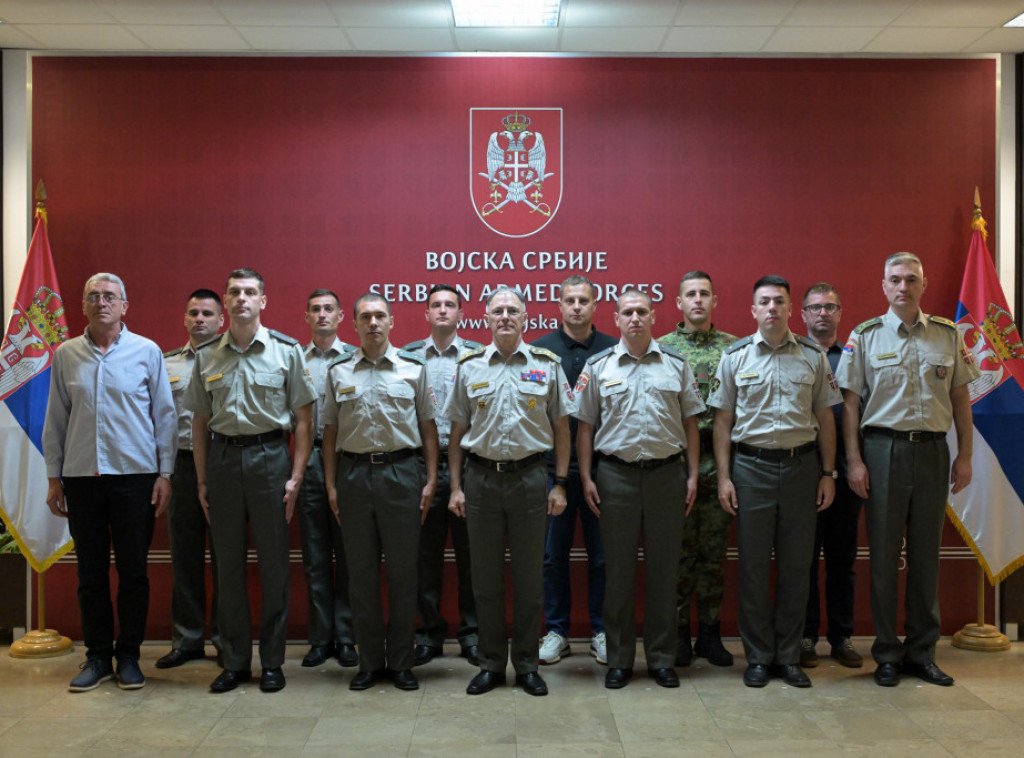 Načelnik Vojske Srbije Mojsilović sastao se sa pobedničkom ekipom na memorijalnom turniru