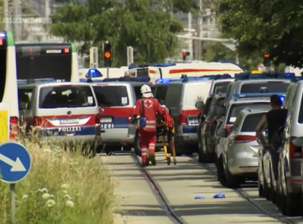 Austrijski kancelar: Pucnjava u školi u Gracu je nacionalna tragedija