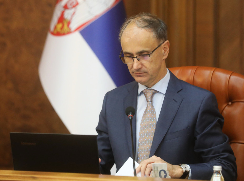 Vlada Srbije pomno prati dešavanja u Izraelu; Macut: Deo državljana je uspešno evakuisan