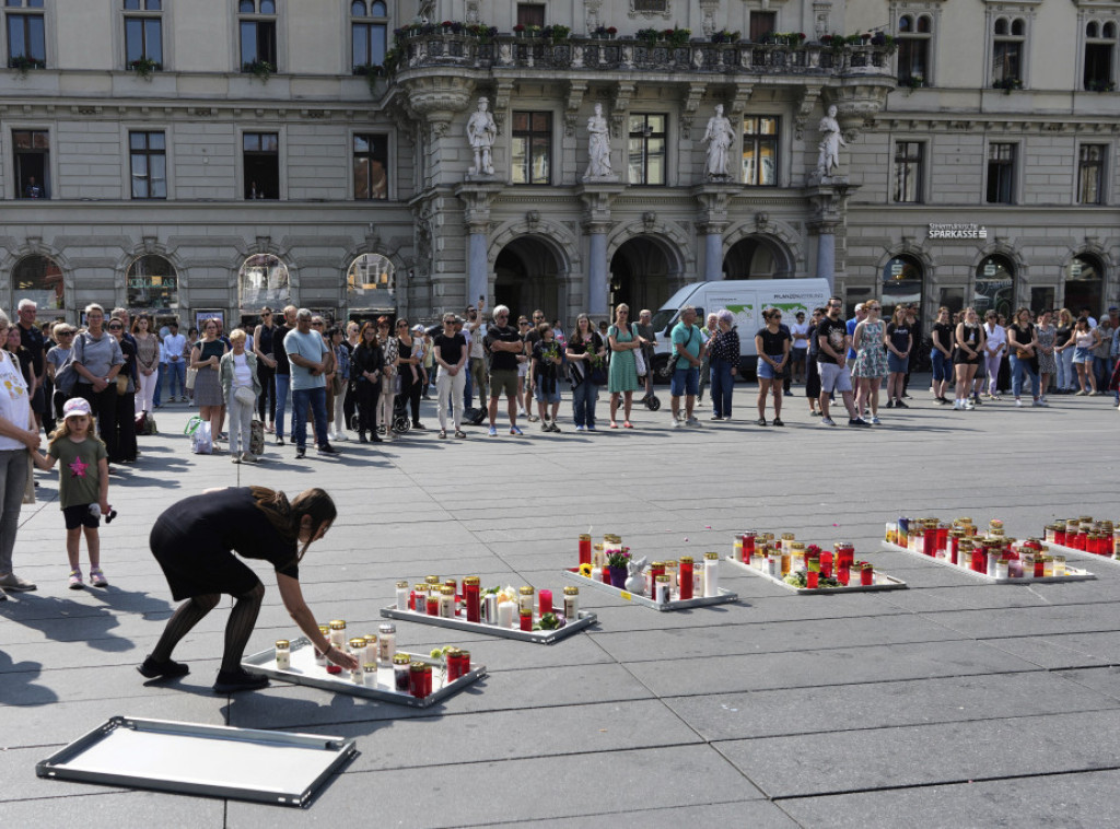 Danas u 10 u Austriji održan minut ćutanja za žrtve pucnjave u Gracu