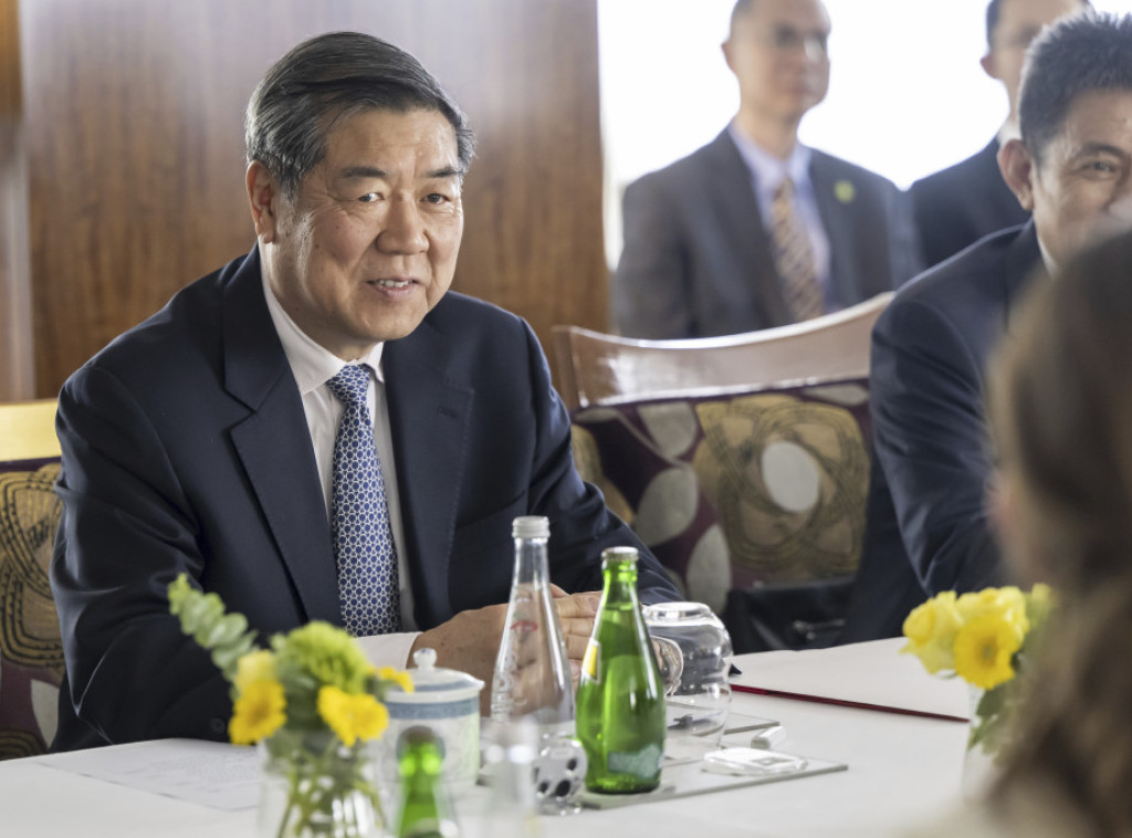 Kina poziva na postizanje konsenzusa sa SAD radi stabilizacije trgovinskih odnosa