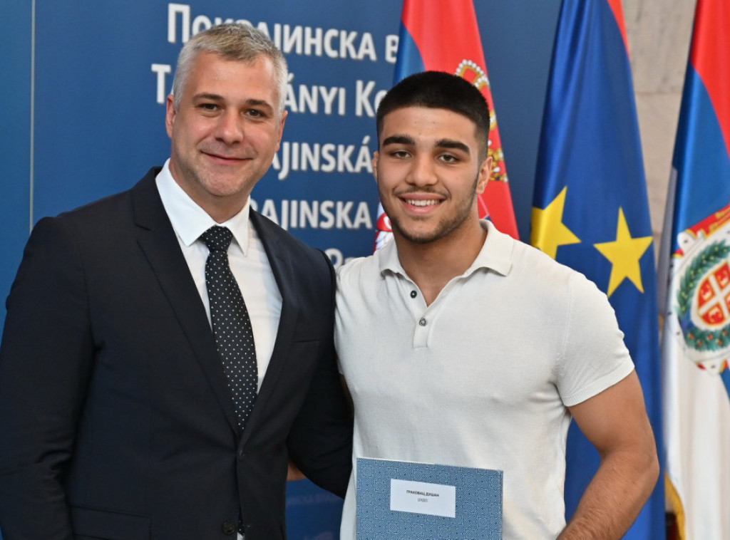 Najperspektivnijim mladim sportistima i trenerima u AP Vojvodini 31 milion dinara