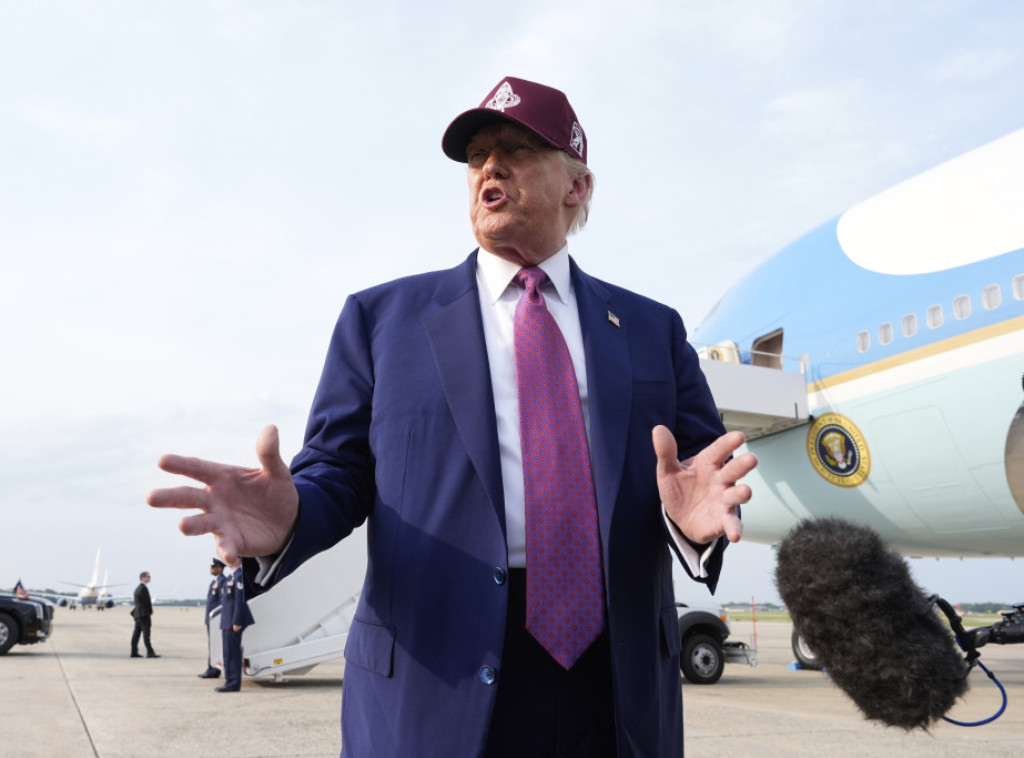 Tramp upozorio da će biti upotrebljena velika sila ako bude protesta na vojnoj paradi