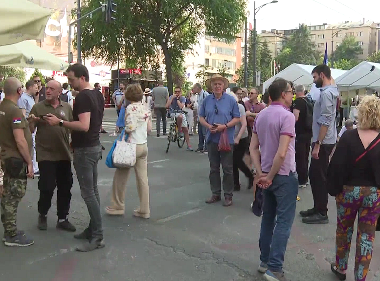 U Beogradu protest na navodnoj adresi ministra Lončara i zamenice gradonačelnika