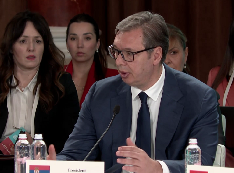 Vucic thanks Zelenskyy for respecting Serbia's territorial integrity